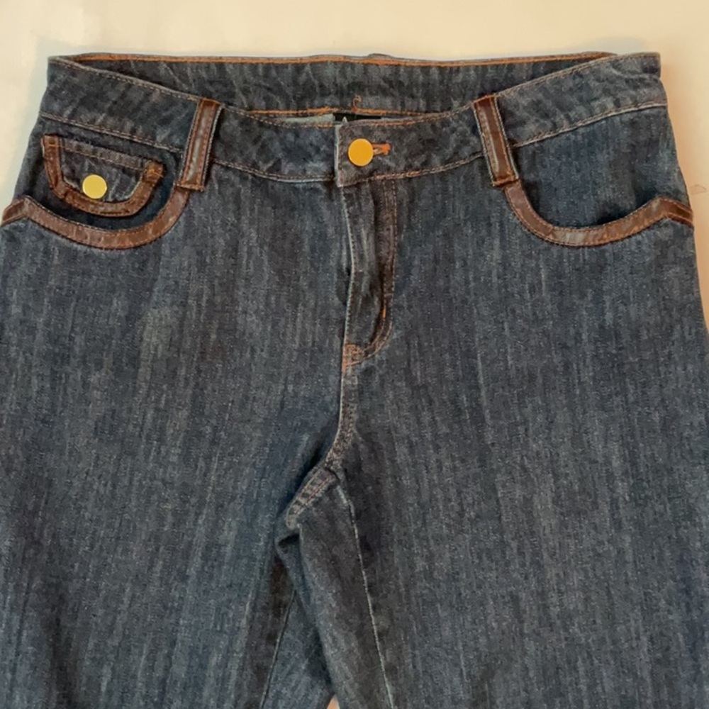 A.Z.I Cropped Jeans With Faux Leather Trim - Picture 6 of 8